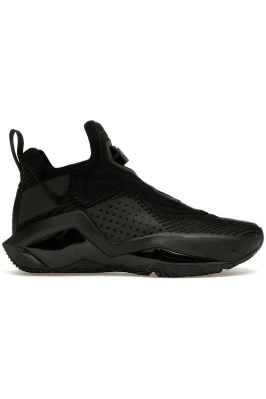 Nike LeBron Soldier 14 Black Metallic Grey (CK6024-003)