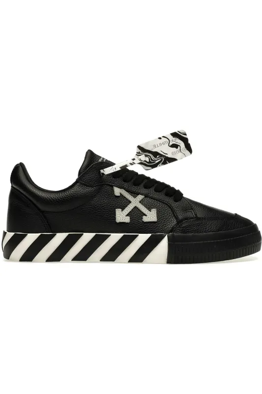 OFF-WHITE Vulc Low Leather Black White FW21 (OMIA085F21LEA0031001)