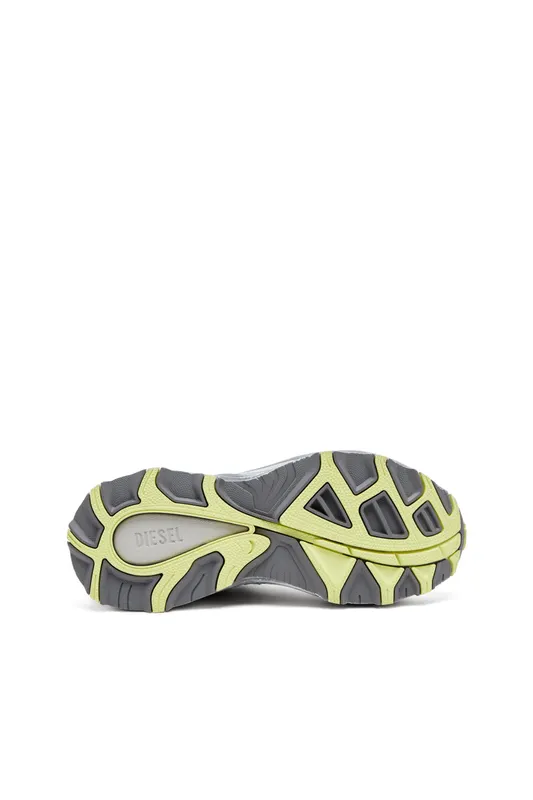 Diesel D-cage Runner (Y03444P8140HA663 https://nl.diesel.com/en/sneakers/d-cage-runner-multicolor/Y03444P8140HA663.htm)