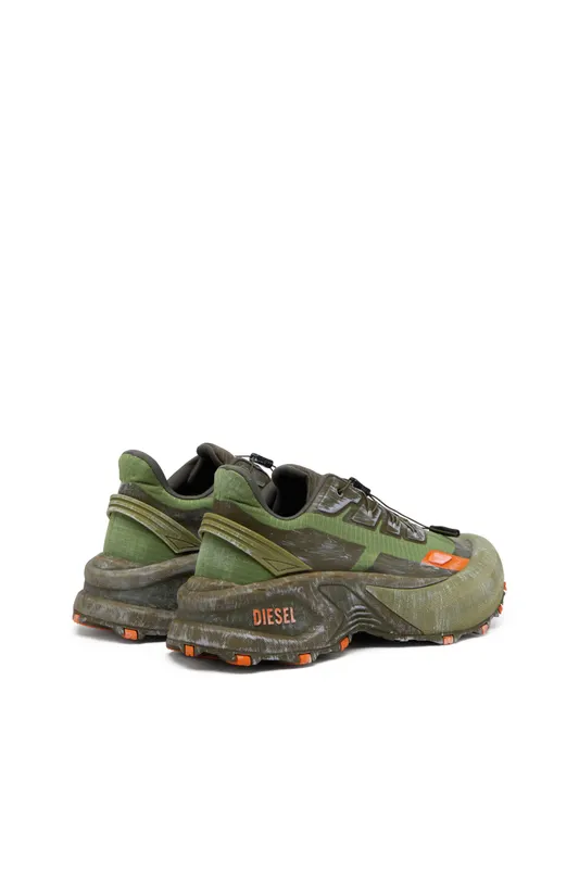 Diesel D-cage Runner (Y03444P8140HA664 https://nl.diesel.com/en/sneakers/d-cage-runner-multicolor/Y03444P8140HA664.htm)