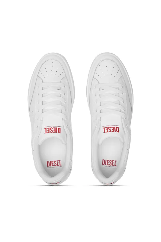 Diesel S-dakota Low (Y03595P0476T1002 https://nl.diesel.com/en/sneakers/s-dakota-low-white/Y03595P0476T1002.htm)