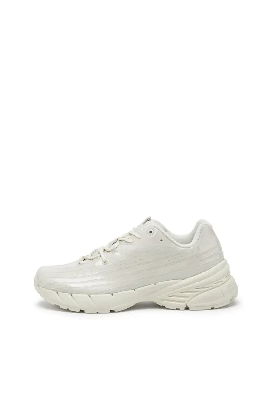 Diesel D-airspeed Low W (Y03458P6908HA405 https://nl.diesel.com/en/sneakers/d-airspeed-low-w-white/Y03458P6908HA405.htm)