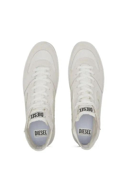 Diesel S-leroji D-1 Mid (Y03488P8119T1002 https://nl.diesel.com/en/sneakers/s-leroji-d-1-mid-white/Y03488P8119T1002.htm)