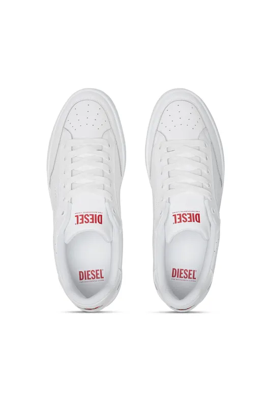 Diesel S-dakota Low W (Y03507P0476T1002 https://nl.diesel.com/en/sneakers/s-dakota-low-w-white/Y03507P0476T1002.htm)