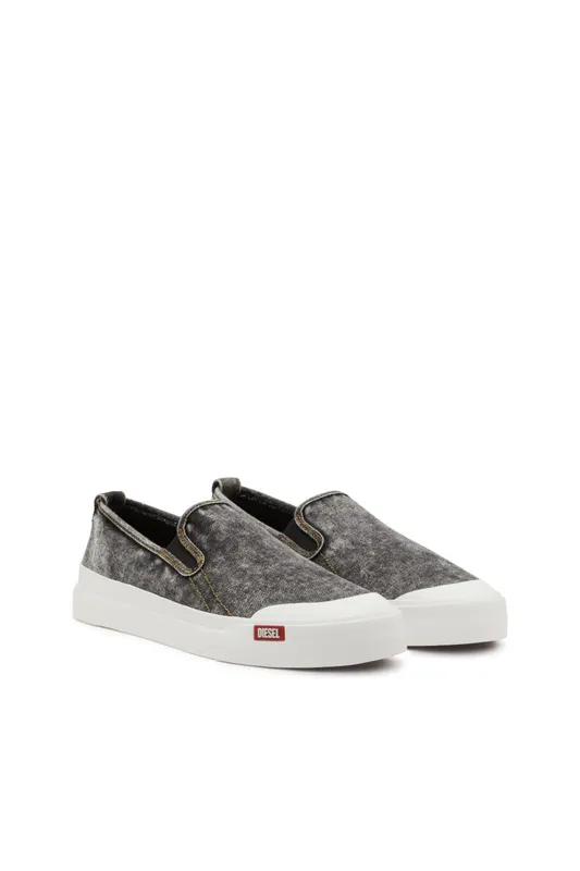 Diesel S-athos Nmd So (Y03556P8112T8013 https://nl.diesel.com/en/sneakers/s-athos-nmd-so-black/Y03556P8112T8013.htm)