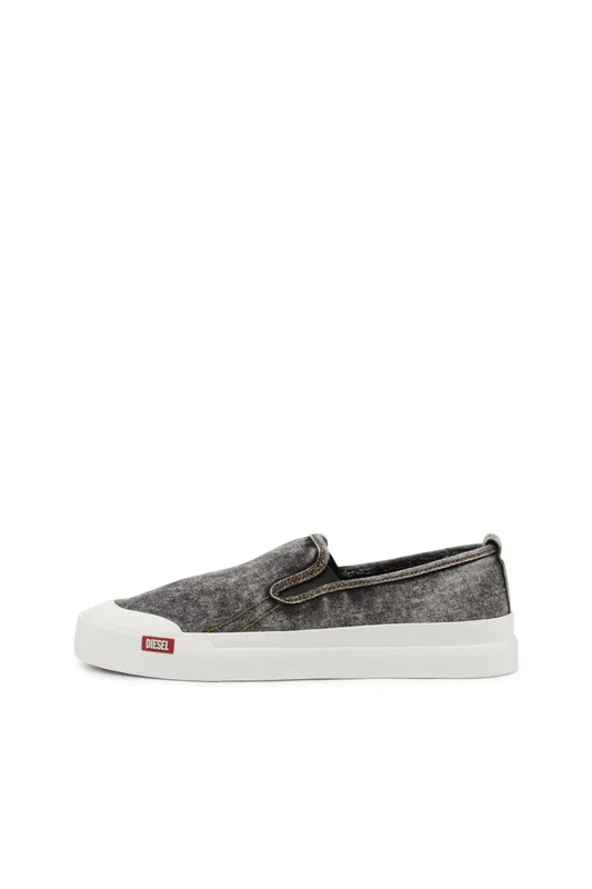 Diesel S-athos Nmd So (Y03556P8112T8013 https://nl.diesel.com/en/sneakers/s-athos-nmd-so-black/Y03556P8112T8013.htm)