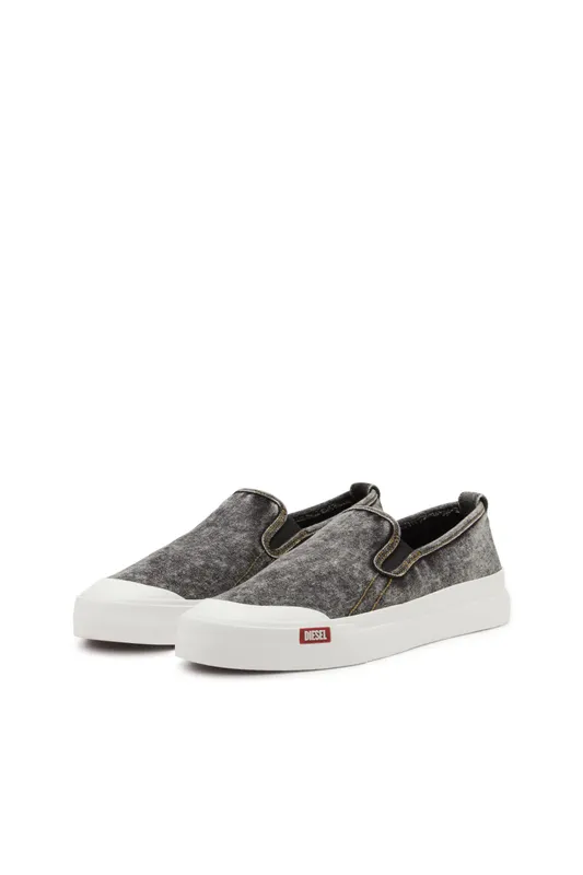 Diesel S-athos Nmd So (Y03556P8112T8013 https://nl.diesel.com/en/sneakers/s-athos-nmd-so-black/Y03556P8112T8013.htm)