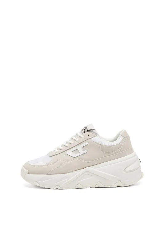 Diesel S-savannah W (Y03565P8107T1002 https://nl.diesel.com/en/sneakers/s-savannah-w-white/Y03565P8107T1002.htm)