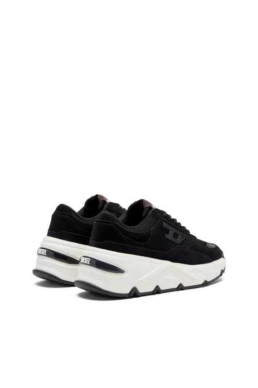 Diesel S-savannah W (Y03565P8107T8013 https://nl.diesel.com/en/sneakers/s-savannah-w-black/Y03565P8107T8013.htm)