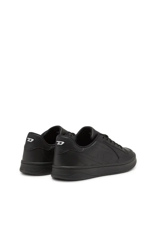 Diesel S-dakota Low (Y03595P0476T8013 https://nl.diesel.com/en/sneakers/s-dakota-low-black/Y03595P0476T8013.htm)