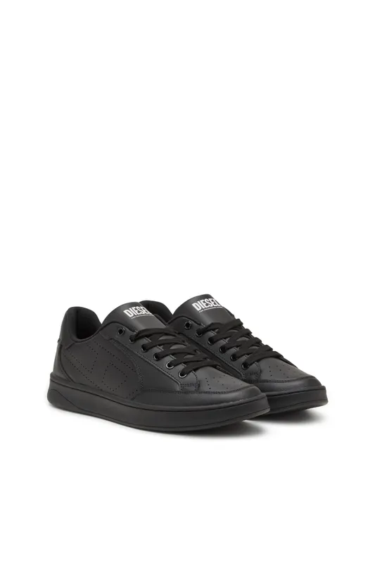 Diesel S-dakota Low (Y03595P0476T8013 https://nl.diesel.com/en/sneakers/s-dakota-low-black/Y03595P0476T8013.htm)