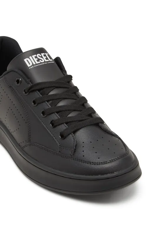 Diesel S-dakota Low (Y03595P0476T8013 https://nl.diesel.com/en/sneakers/s-dakota-low-black/Y03595P0476T8013.htm)