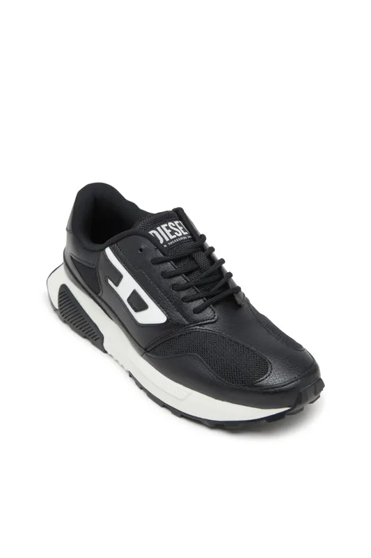 Diesel S-tame-d Running W (Y03607P8109T8013 https://nl.diesel.com/en/sneakers/s-tame-d-running-w-black/Y03607P8109T8013.htm)