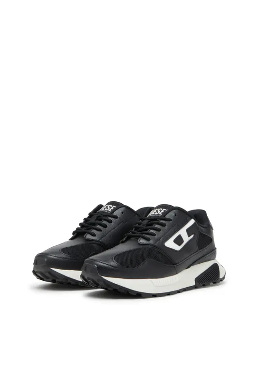 Diesel S-tame-d Running W (Y03607P8109T8013 https://nl.diesel.com/en/sneakers/s-tame-d-running-w-black/Y03607P8109T8013.htm)
