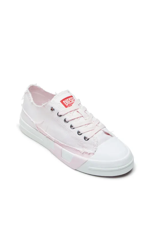 Diesel S-d-verse Low W (Y03506PR012HA796 https://nl.diesel.com/en/sneakers/s-d-verse-low-w-multicolor/Y03506PR012HA796.htm)