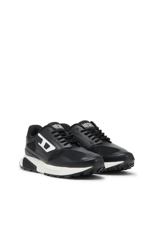 Diesel S-tame-d Running (Y03598P8109T8013 https://nl.diesel.com/en/sneakers/s-tame-d-running-black/Y03598P8109T8013.htm)