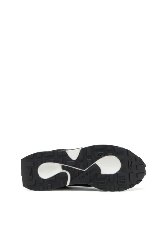 Diesel S-tame-d Running (Y03598P8109T8013 https://nl.diesel.com/en/sneakers/s-tame-d-running-black/Y03598P8109T8013.htm)