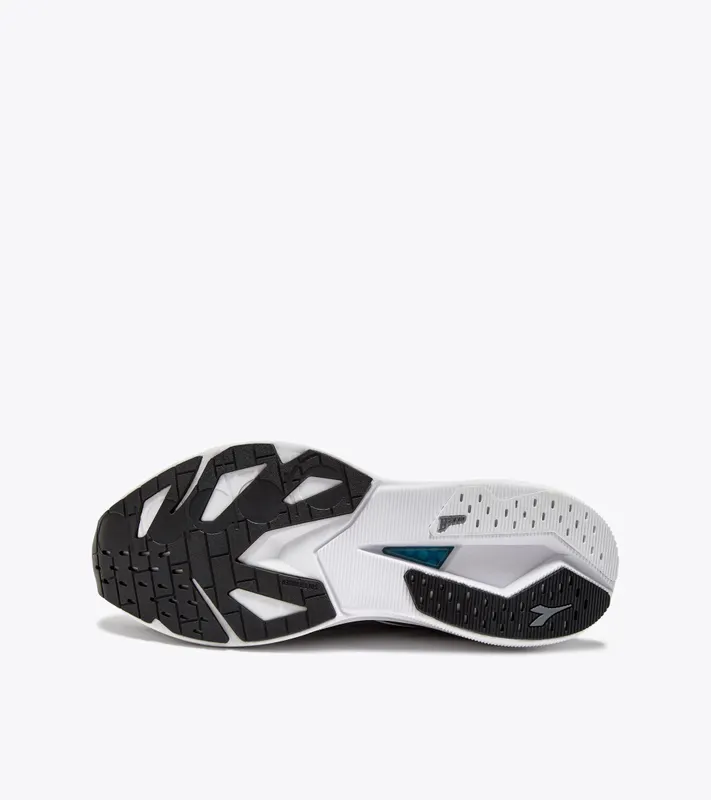 Diadora Mythos Blushield Volo 5 W Black / White (c7406) (101.181489_C7406)