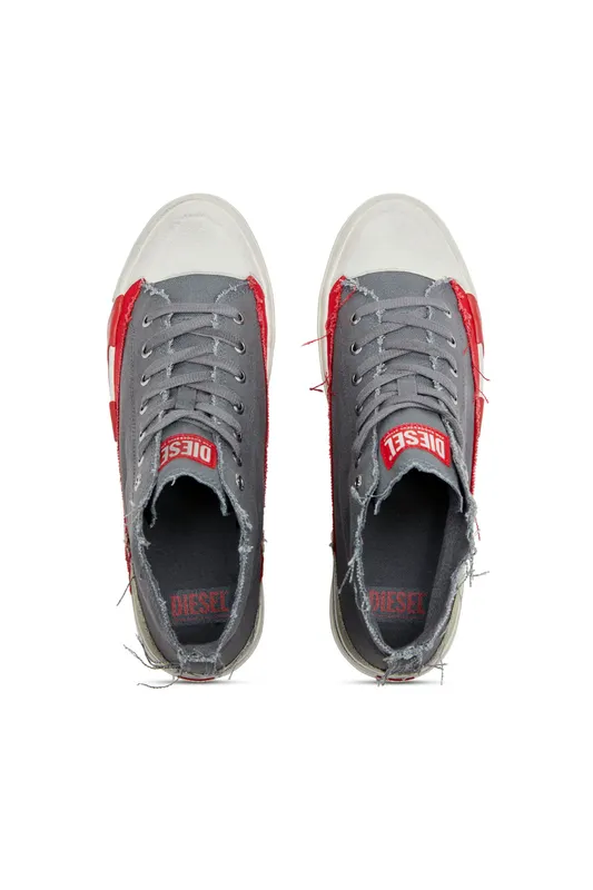 Diesel S-d-verse Mid (Y03505P8114HA689 https://nl.diesel.com/en/sneakers/s-d-verse-mid-multicolor/Y03505P8114HA689.htm)