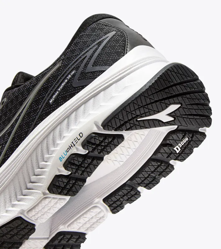 Diadora Mythos Blushield 10 Vortice Hip Black / White (c7406) (101.181475_C7406)