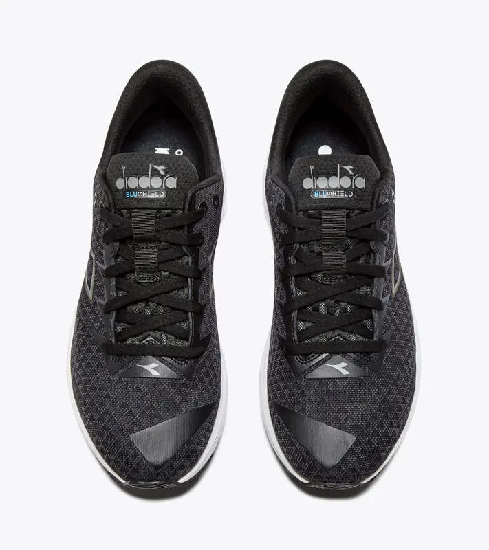 Diadora Mythos Blushield 10 Vortice Hip Black / White (c7406) (101.181475_C7406)