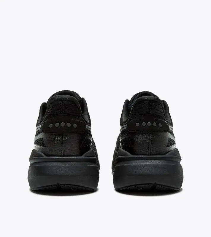 Diadora Nucleo 2 Black / Black (101.181846_C0200)