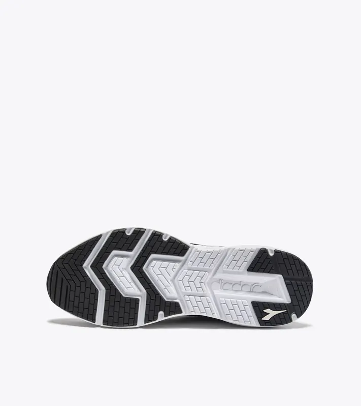 Diadora Passo 4 Black / White (c7406) (101.180670_C7406)