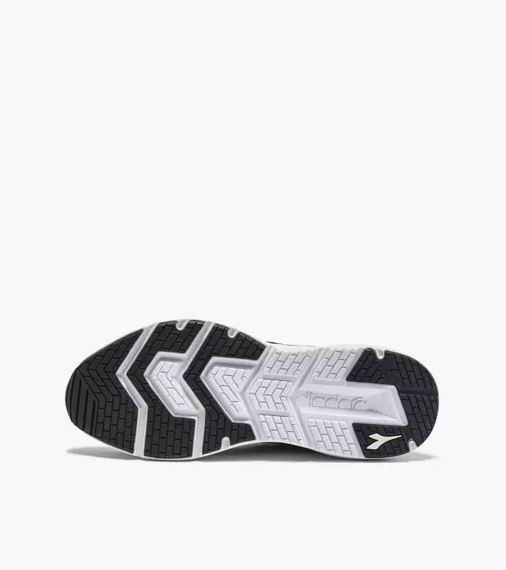 Diadora Passo 4 Black / White (c7406) (101.180670_C7406)