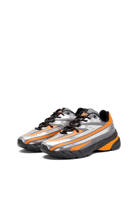 Diesel D-airspeed Low (Y03436P8138HA643 https://nl.diesel.com/en/sneakers/d-airspeed-low-multicolor/Y03436P8138HA643.htm)