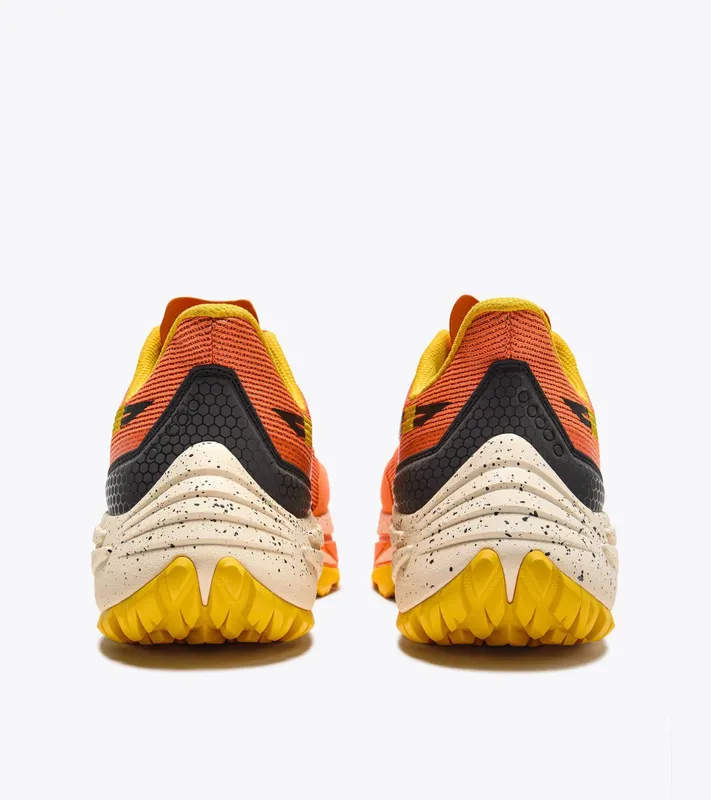 Diadora Sestriere-xt 2 Nectarine / Black (101.180676_D1245)
