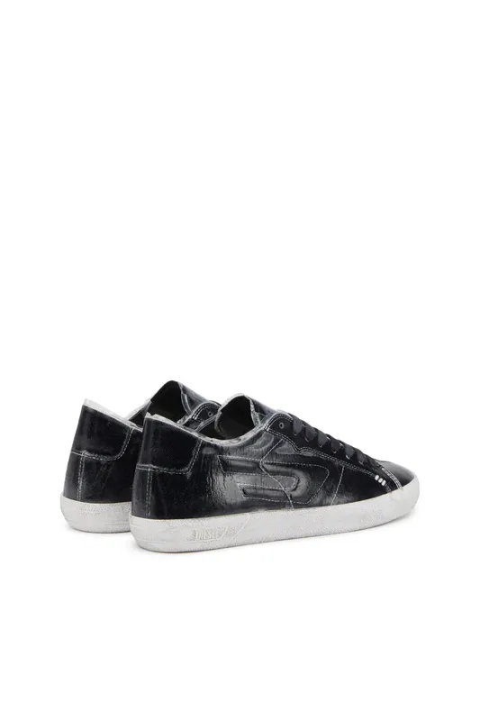 Diesel S-leroji Low (Y02741P5595H0144 https://nl.diesel.com/en/shoes/s-leroji-low-black/Y02741P5595H0144.htm)