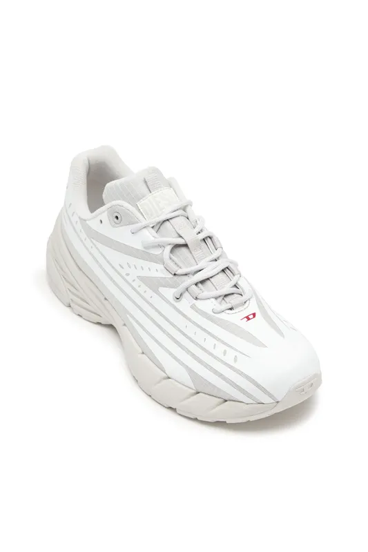 Diesel D-airspeed Low W (Y03458P6907HA497 https://nl.diesel.com/en/shoes/d-airspeed-low-w-multicolor/Y03458P6907HA497.htm)