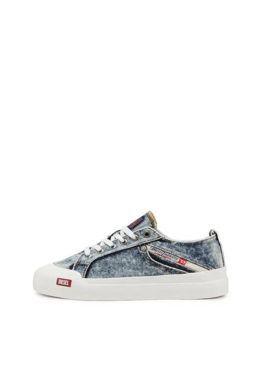 Diesel S-athos Nmd Low W (Y03500P8112T6067 https://nl.diesel.com/en/shoes/s-athos-nmd-low-w-blue/Y03500P8112T6067.htm)