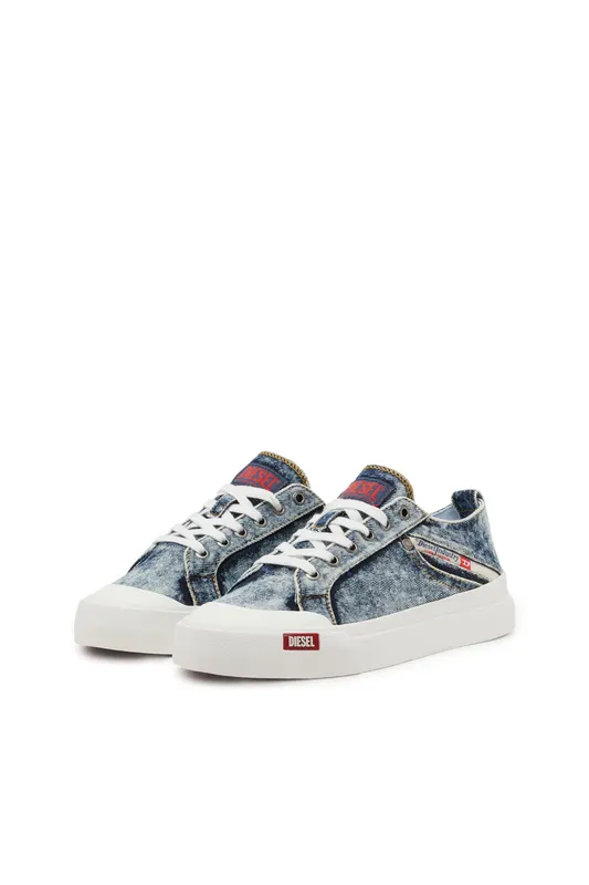 Diesel S-athos Nmd Low W (Y03500P8112T6067 https://nl.diesel.com/en/shoes/s-athos-nmd-low-w-blue/Y03500P8112T6067.htm)