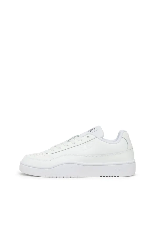 Diesel S-tracker-d Low W (Y03513P5576T1002 https://nl.diesel.com/en/shoes/s-tracker-d-low-w-white/Y03513P5576T1002.htm)