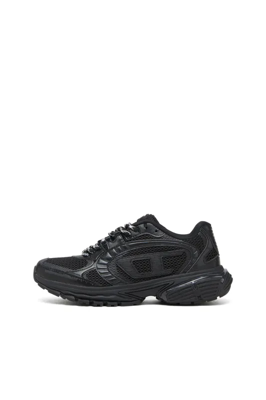 Diesel S-pro-v-dense Low W (Y03594P8136T8013 https://nl.diesel.com/en/shoes/s-pro-v-dense-low-w-black/Y03594P8136T8013.htm)