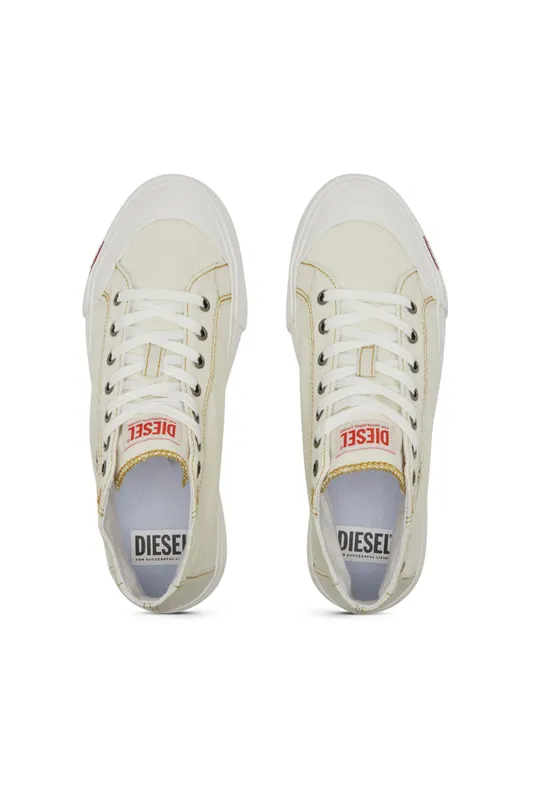 Diesel S-athos Nmd W (Y03611P8112T1002 https://nl.diesel.com/en/shoes/s-athos-nmd-w-white/Y03611P8112T1002.htm)