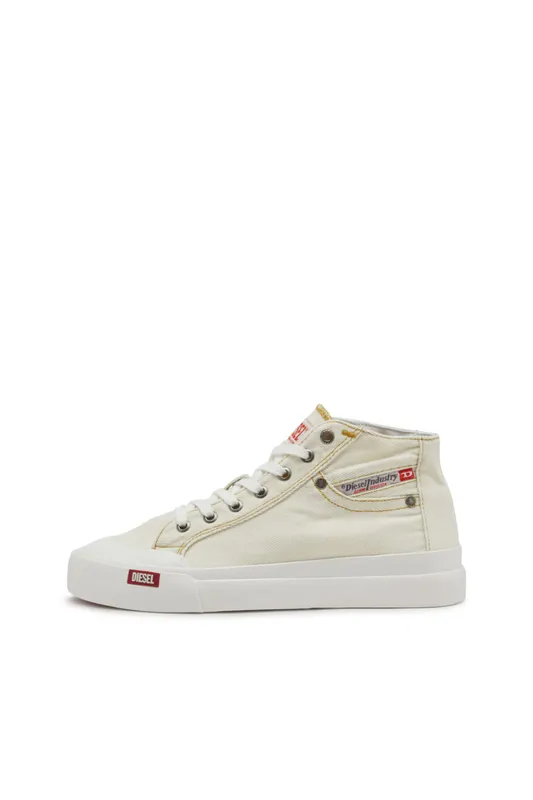 Diesel S-athos Nmd W (Y03611P8112T1002 https://nl.diesel.com/en/shoes/s-athos-nmd-w-white/Y03611P8112T1002.htm)