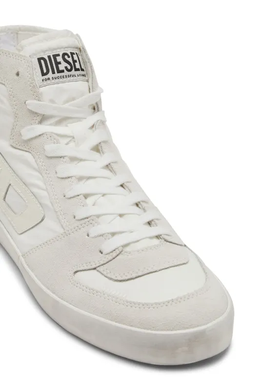 Diesel S-leroji D-1 Mid (Y03488P8119T1002 https://nl.diesel.com/en/shoes/s-leroji-d-1-mid-white/Y03488P8119T1002.htm)