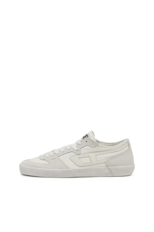 Diesel S-leroji D-1 Low (Y03489P8119T1002 https://nl.diesel.com/en/shoes/s-leroji-d-1-low-white/Y03489P8119T1002.htm)