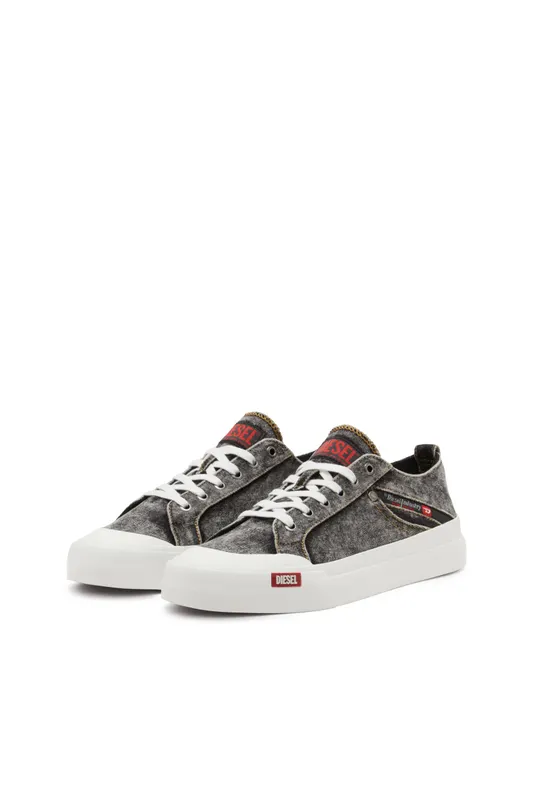 Diesel S-athos Nmd Low (Y03589P8112T8013 https://nl.diesel.com/en/shoes/s-athos-nmd-low-black/Y03589P8112T8013.htm)