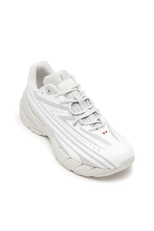 Diesel D-airspeed Low (Y03436P6907HA497 https://nl.diesel.com/en/shoes/d-airspeed-low-multicolor/Y03436P6907HA497.htm)