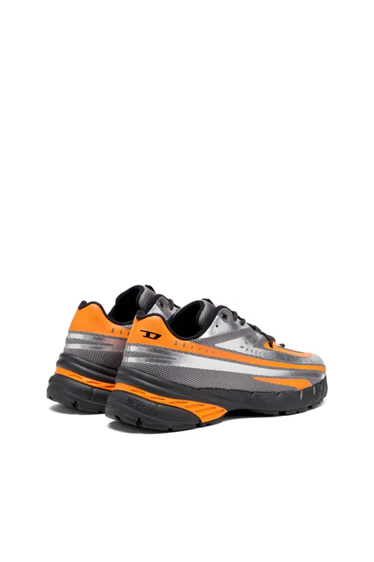 Diesel D-airspeed Low (Y03436P8138HA643 https://nl.diesel.com/en/shoes/d-airspeed-low-multicolor/Y03436P8138HA643.htm)