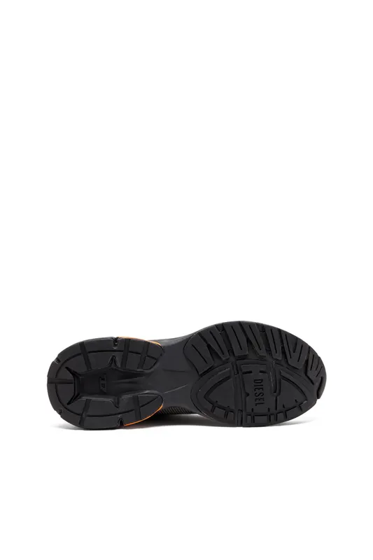 Diesel D-airspeed Low (Y03436P8138HA643 https://nl.diesel.com/en/shoes/d-airspeed-low-multicolor/Y03436P8138HA643.htm)