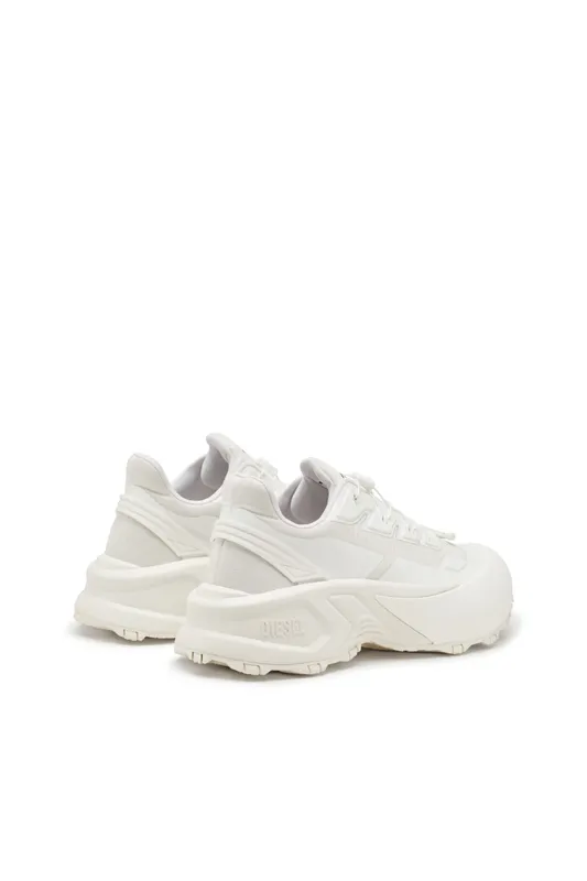 Diesel D-cage Runner (Y03444P6918T1003 https://nl.diesel.com/en/shoes/d-cage-runner-white/Y03444P6918T1003.htm)
