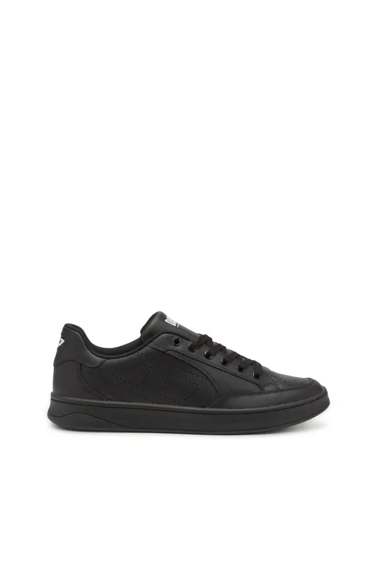Diesel S-dakota Low (Y03595P0476T8013 https://nl.diesel.com/en/shoes/s-dakota-low-black/Y03595P0476T8013.htm)