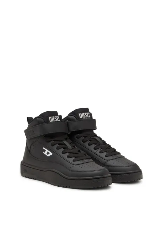 Diesel S-tracker-d Mid (Y03600P5576T8013 https://nl.diesel.com/en/shoes/s-tracker-d-mid-black/Y03600P5576T8013.htm)