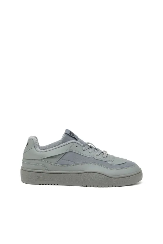 Diesel S-oval Skate Low (Y03511P8123T8066 https://nl.diesel.com/en/sneakers/s-oval-skate-low-grey/Y03511P8123T8066.htm)