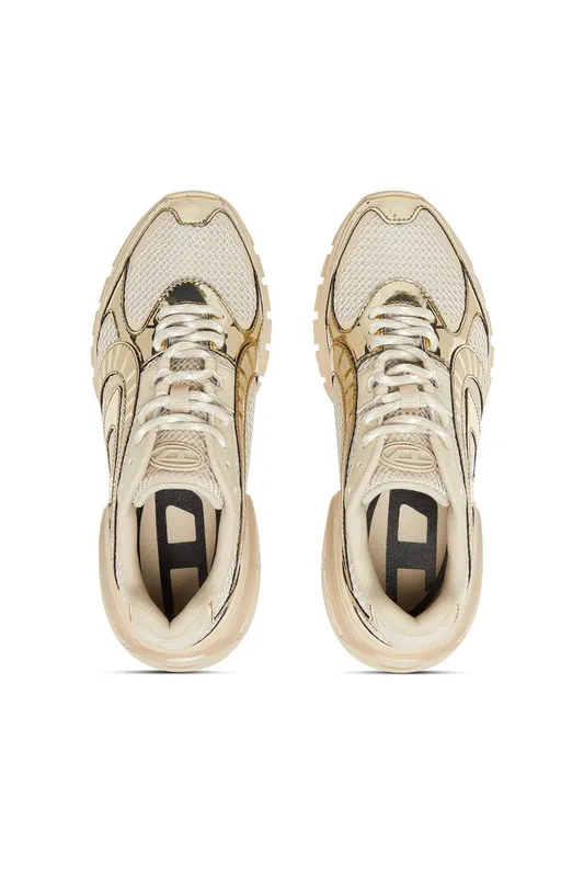Diesel S-pro-v-dense Low W (Y03594P8135T2564 https://nl.diesel.com/en/sneakers/s-pro-v-dense-low-w-beige/Y03594P8135T2564.htm)