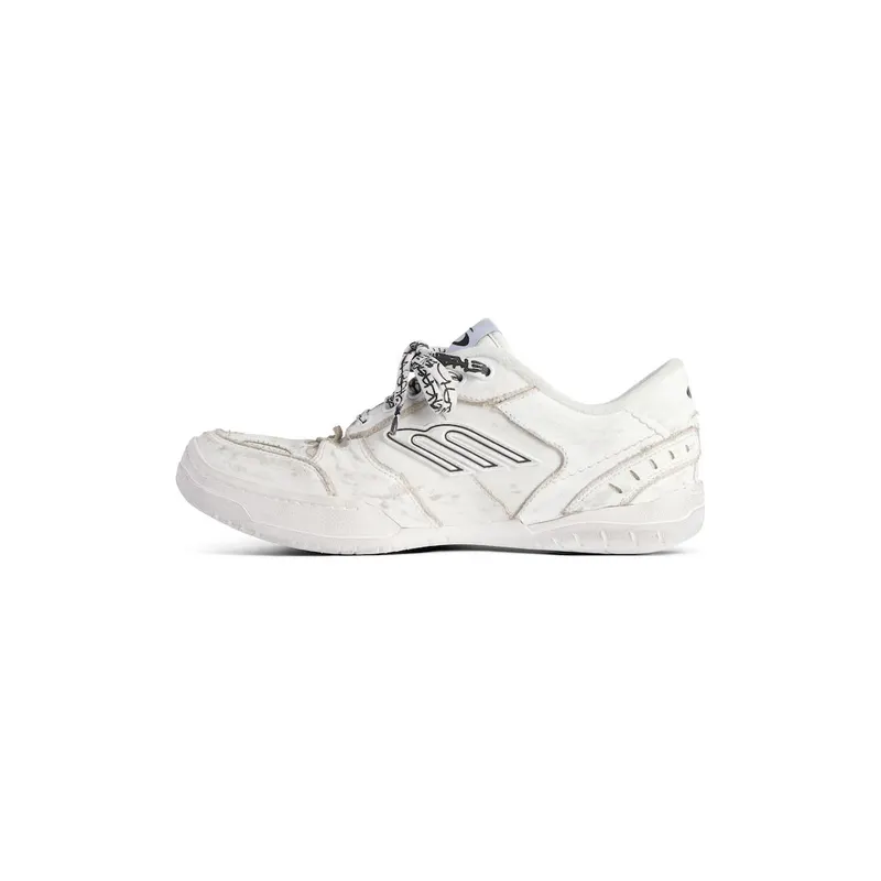 Balenciaga Women’s Hamptons Medium Worn-out Sneaker In White White (841763WCURS9000)